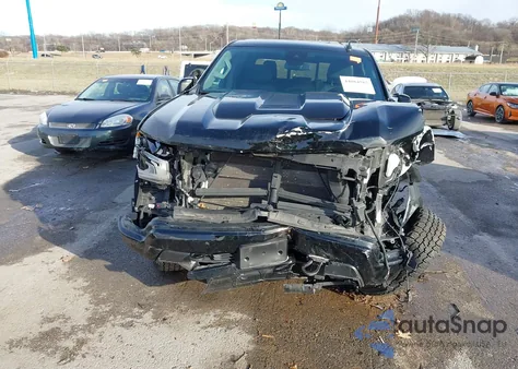 2022 Chevrolet Silverado 1500 4Wd Standard Bed Lt Trail Boss z USA, uszkodzony, nr VIN 3GCUDFEL2NG660765